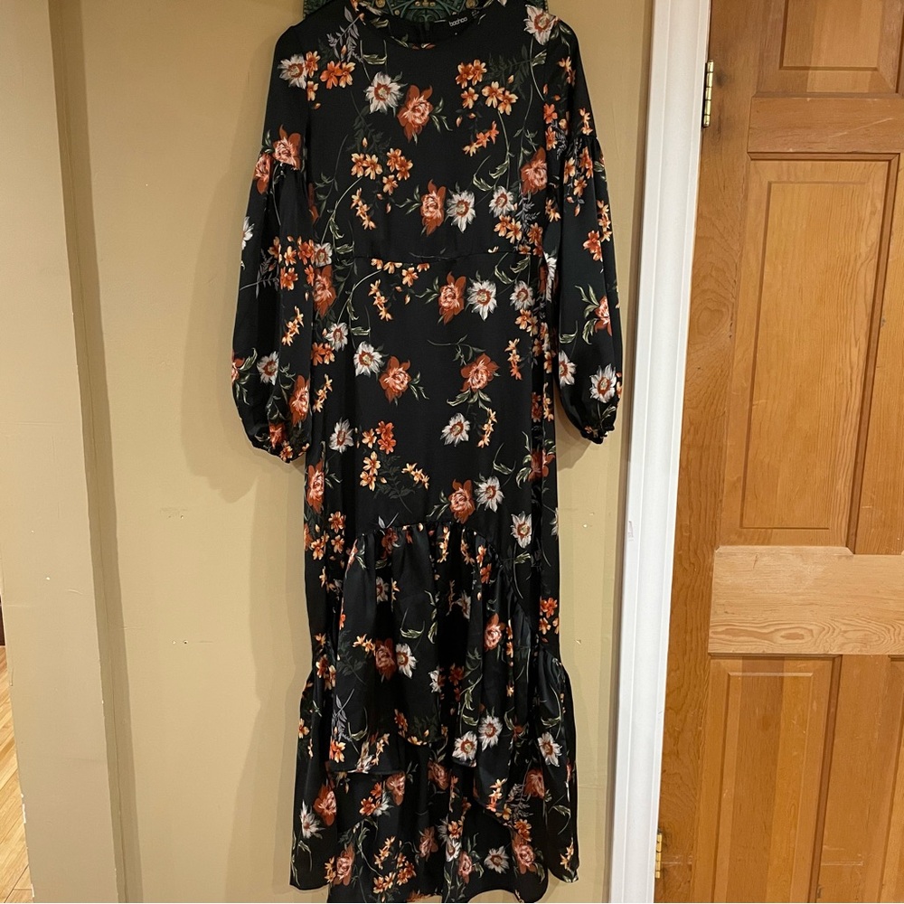 Boohoo Black Floral Dress
